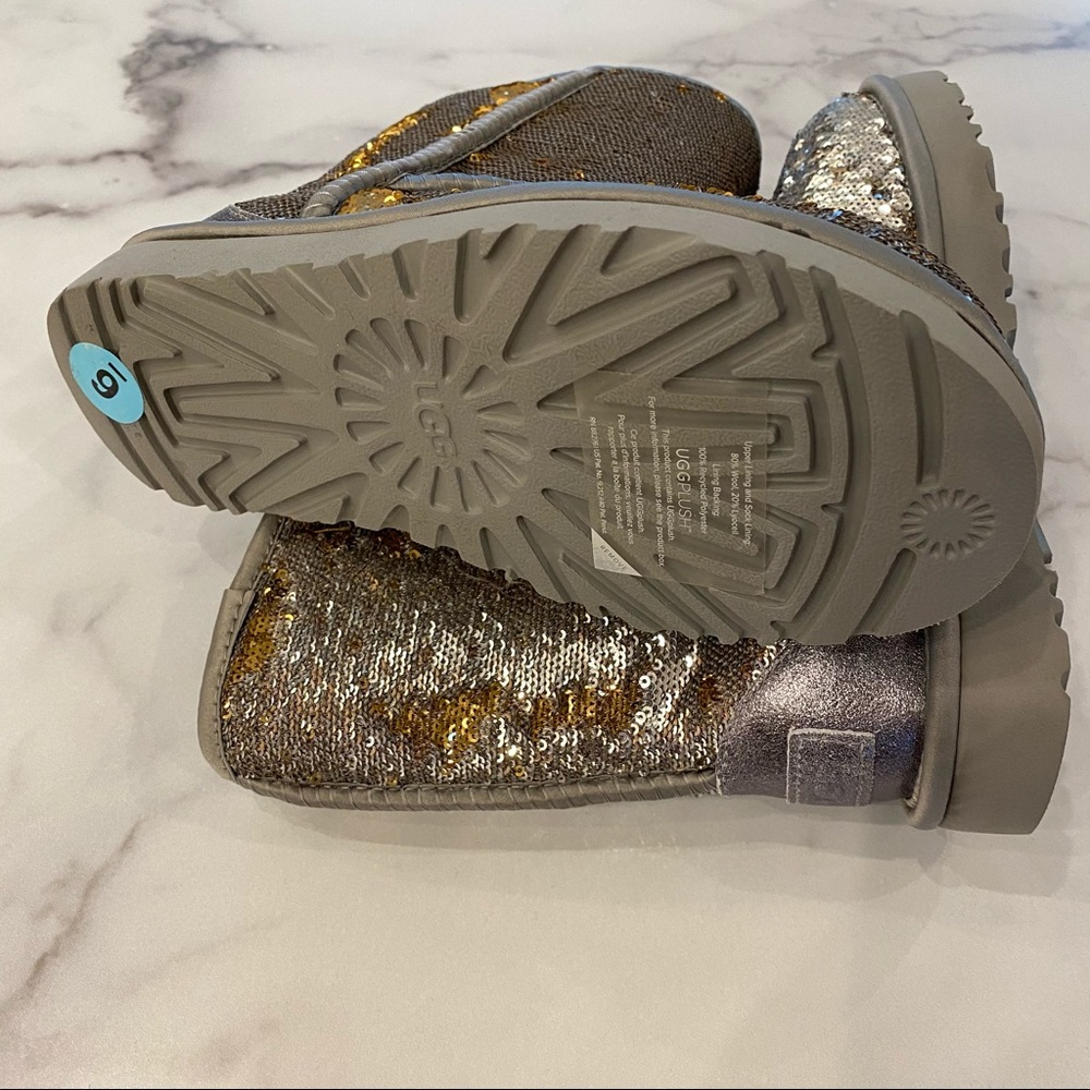 UGG Silver Gold Classic Short Flip Sequin Cosmos - Picture 3 of 15